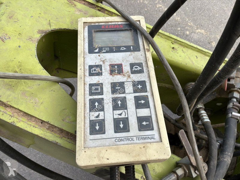 Senoseč Claas Quadrant 2200RC