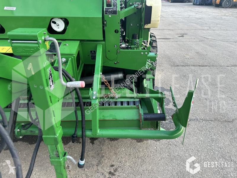 Henificación John Deere V461M