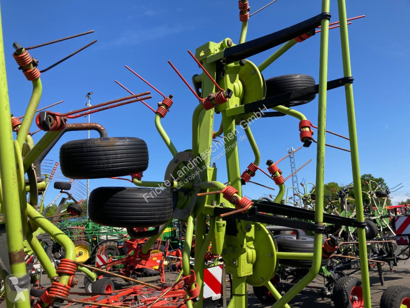 Henificación Claas  Volto 900