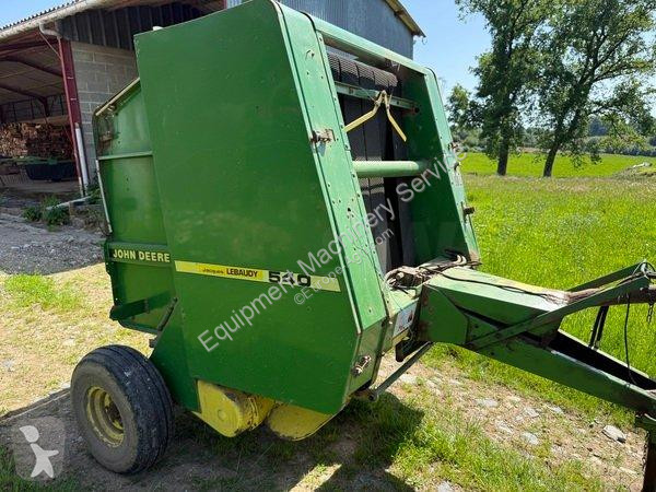 John Deere  540 haymaking