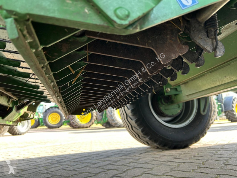 جمع الحشيش Krone  Comprima V 180 XC