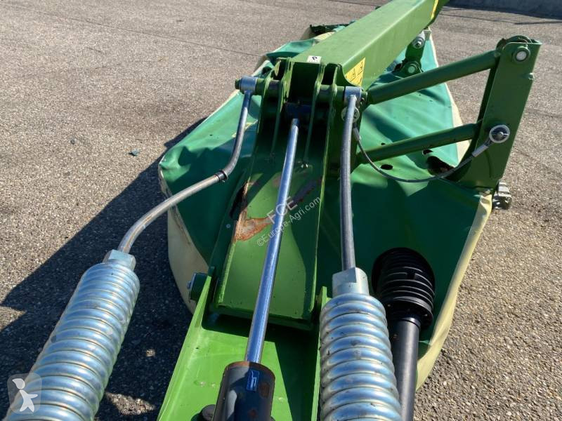 Henificación Krone EASY CUT R360 endommagé