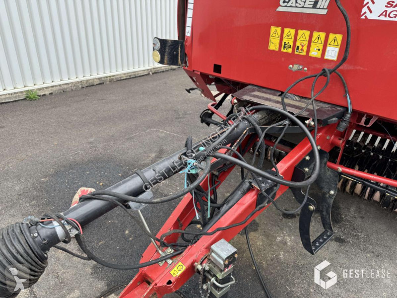 Case IH  RBX 452 haymaking