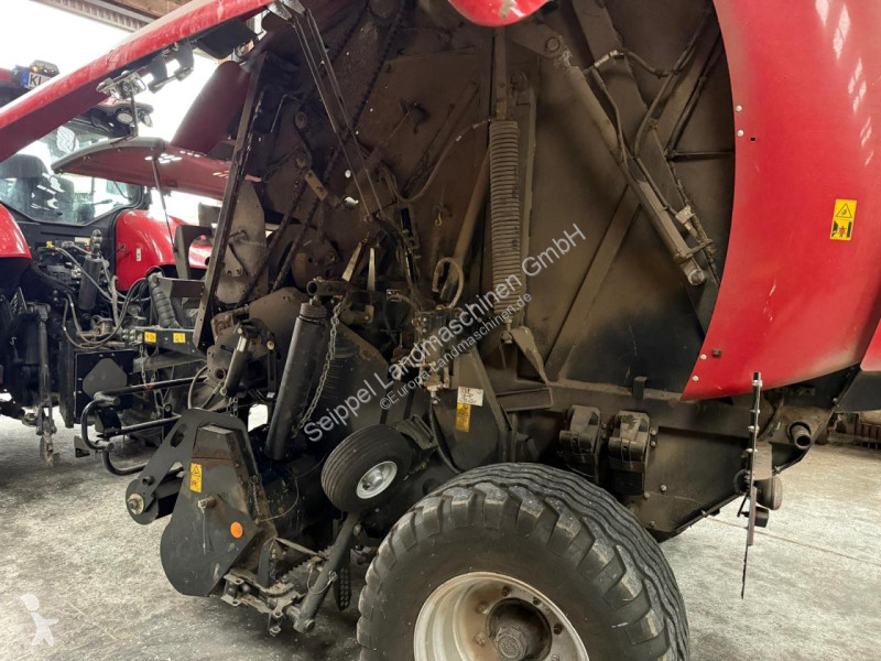 Case  RB 465 VC haymaking