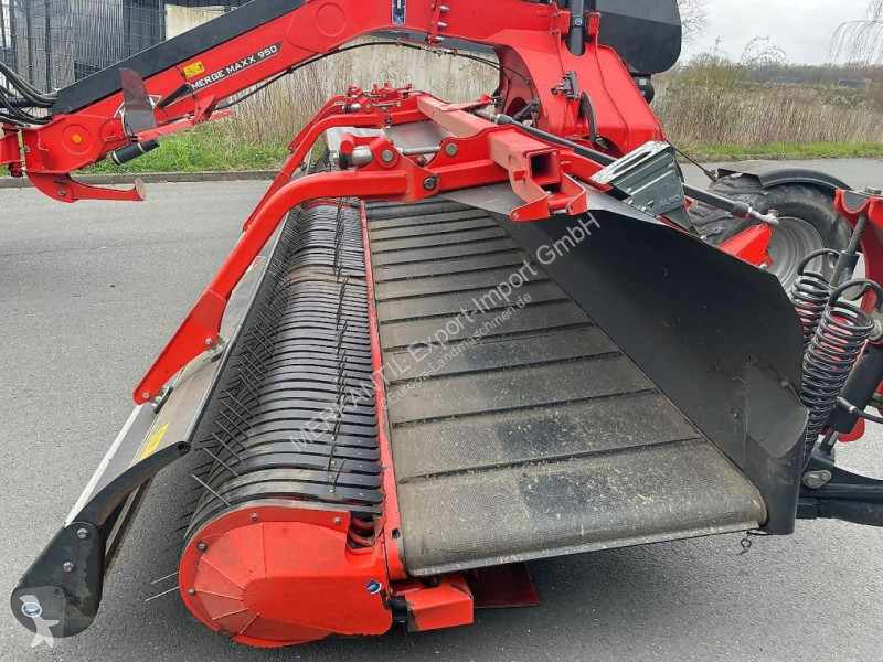 Fenaison Kuhn 950 Bandschwader