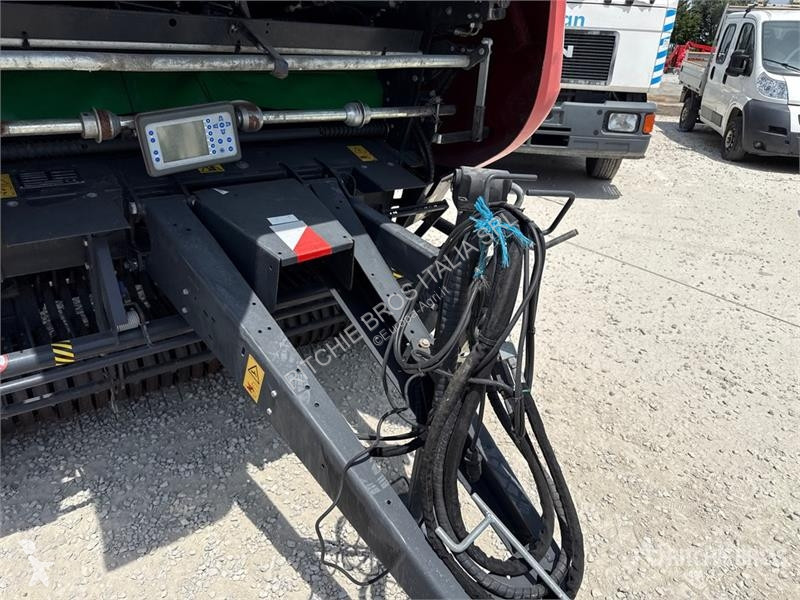 Henificación Vicon RV4118