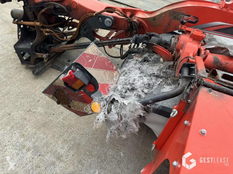 Kuhn  FC 3115 D haymaking
