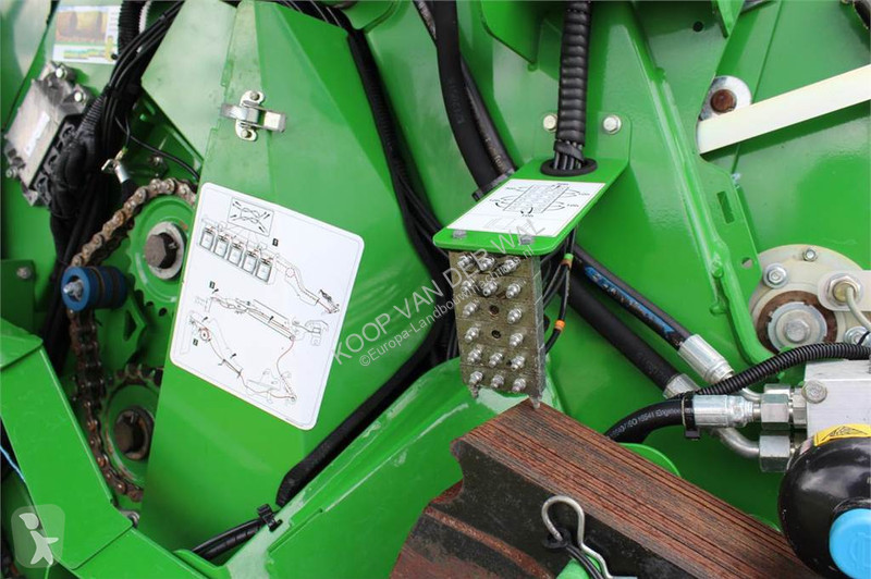 Hooien John Deere 990