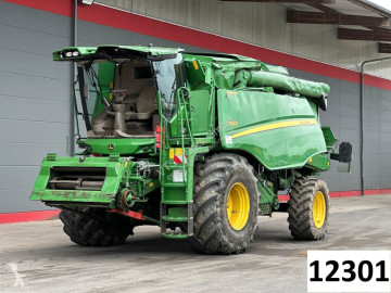 Moissonneuse-batteuse John Deere