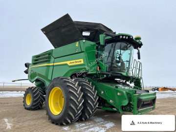 Moissonneuse-batteuse John Deere