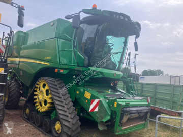 Combină agricolă cu rotor John Deere