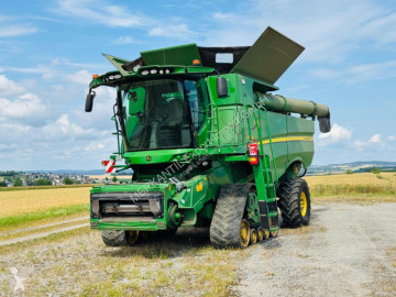 Combină agricolă John Deere