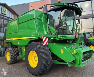 Moissonneuse-batteuse à 6 secoueurs John Deere
