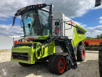 Moissonneuse-batteuse Claas