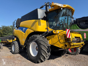 Moissonneuse-batteuse à rotor New Holland