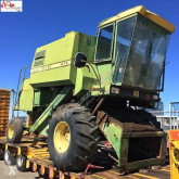 John Deere 975 Moissonneuse-batteuse occasion