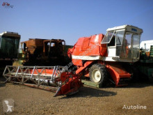 Iasa 4420 Moissonneuse-batteuse occasion