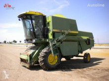 Ceifeira-debulhadora John Deere 1072