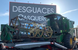 John Deere 1055 Kombajn zbożowy używana