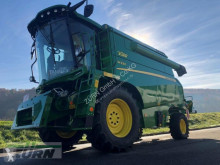 Ceifeira-debulhadora John Deere W330