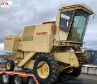 New Holland CLAYSON M133 mietitrebbiatrice usata