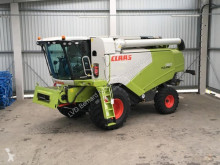 Moissonneuse-batteuse Claas Tucano 560 Business