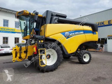 New Holland Kombajn použitý