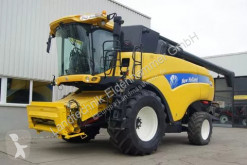 New Holland Moissonneuse-batteuse occasion
