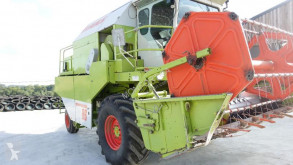 Moissonneuse-batteuse Claas Dominator 86