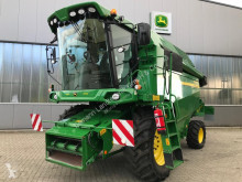 John Deere W330 használt Arató-cséplő kombájn