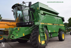 John Deere 2066 Moissonneuse-batteuse occasion