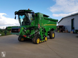 John Deere Kombajn zbożowy używana
