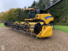 New Holland mietitrebbiatrice usato