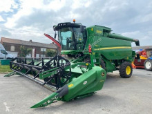 Moissonneuse-batteuse John Deere