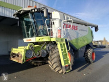 Moissonneuse-batteuse Claas