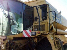 New Holland gebrauchter Mähdrescher