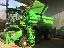 John Deere használt Arató-cséplő kombájn