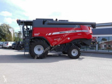 Massey Ferguson Arató-cséplő kombájn