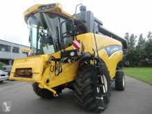 New Holland tweedehands Maaidorser
