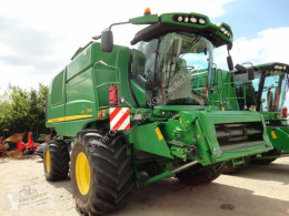 Moissonneuse-batteuse John Deere