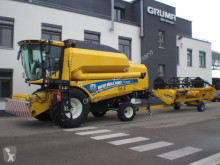 New Holland mietitrebbiatrice usato