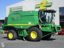 John Deere Combine harvester