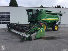 Žatva John Deere Kombajn ojazdený