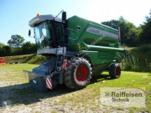 Moissonneuse-batteuse Fendt