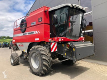 Mietitrebbiatrice Massey Ferguson