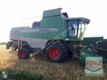 Moissonneuse-batteuse Fendt