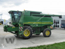 Moissonneuse-batteuse John Deere