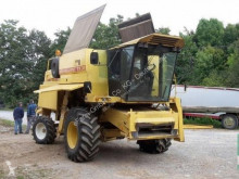 New Holland Moissonneuse-batteuse occasion