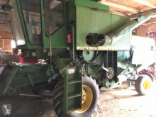 John Deere Ceifeira-debulhadora usado