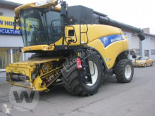New Holland Moissonneuse-batteuse occasion